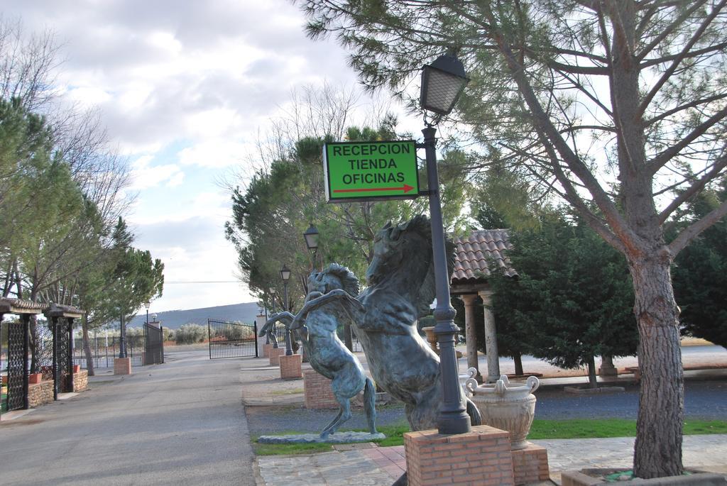 Alojamiento Rural Los Delfines Valdepeñas Exteriér fotografie